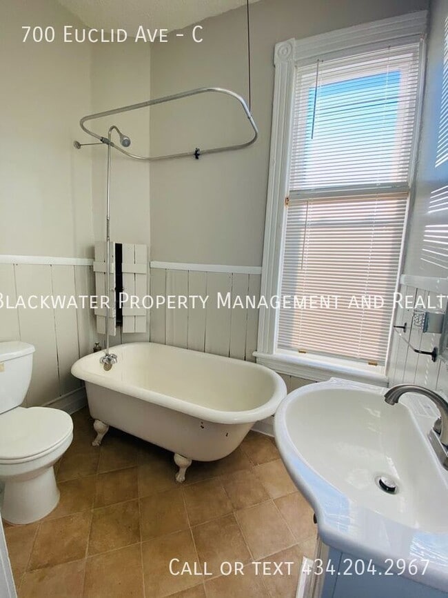 Photo - 700 Euclid Ave Unidad C