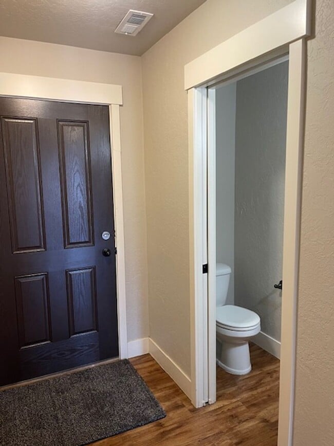 Photo - 91 Alki St Unit 91 ALKI-BB (MASTER & FRONT)No-furniture