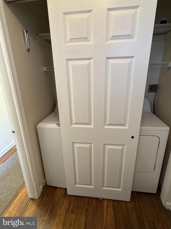 Photo - 204 Livingston Ct