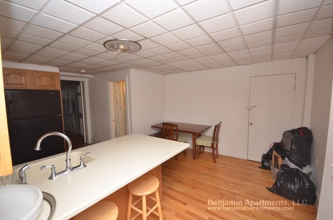 Photo - 39 Chestnut St Unit A