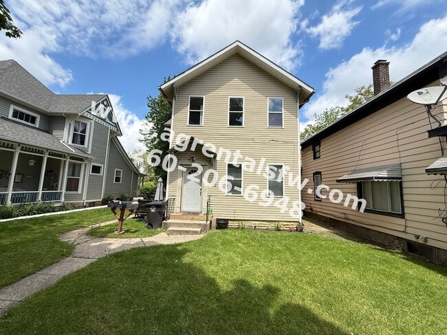 Photo - 310 W Dewald St Apartment Unit #3