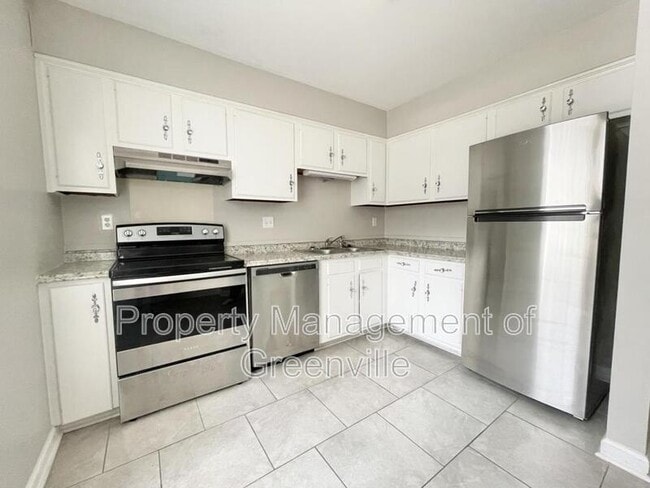 Photo - 1438 Dover Rd