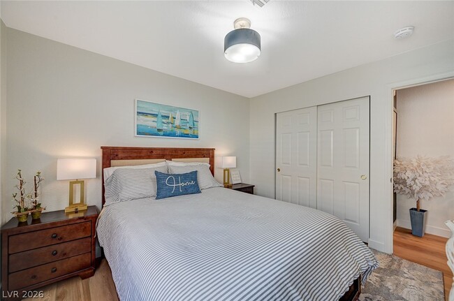 Photo - 1808 Stablegate Ave
