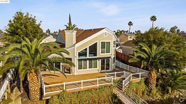 Building Photo - 4730 Spinnaker Way Rental