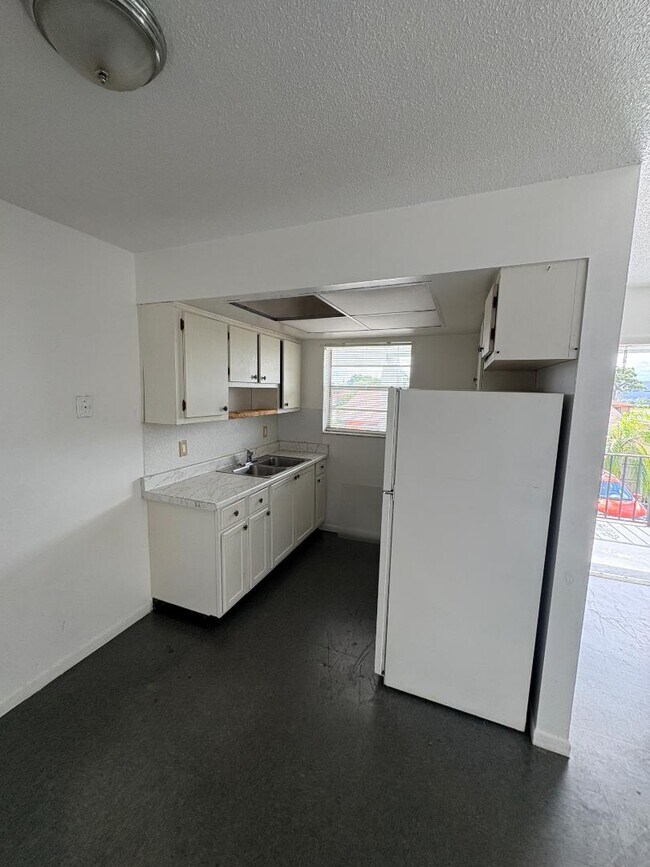 Photo - 1406 Barton Rd