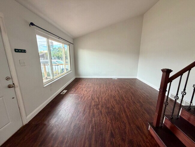Photo - 4 bedroom single family home!