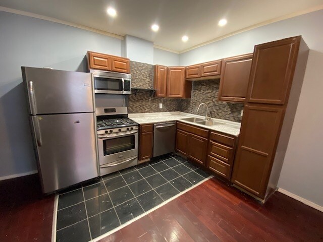 Photo - 215 Cherry St