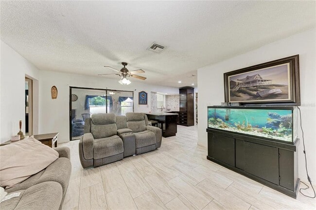 1520 Sunnyhills Dr
