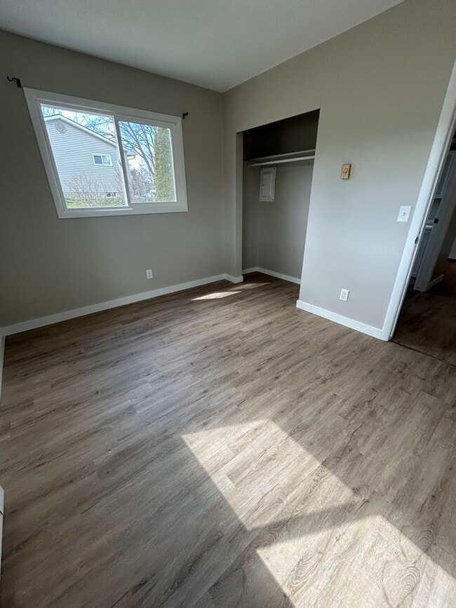 Photo - Recently Renovated 2 Bedroom Apartment Unit Apt 2