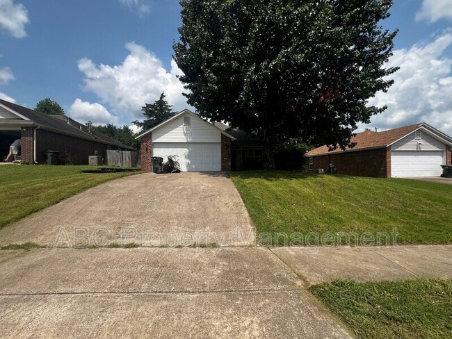 Building Photo - 1001 S Eastview Dr Rental