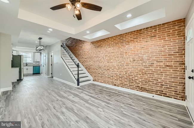 Photo - 616 N Streeper St