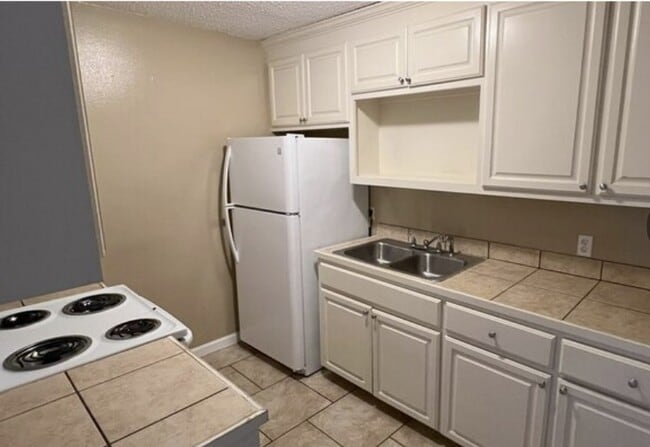 Photo - 1012 Seville Ave Unit 1