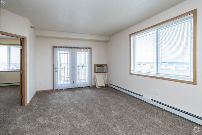 1BR, 1BA - 798SF - Living Room