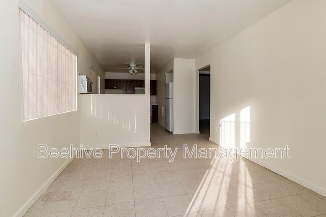 Photo - 1040 N 28th St