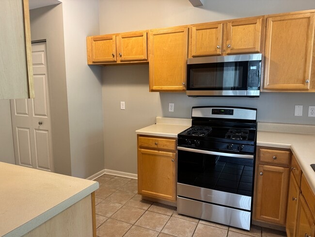 Photo - 6251 Commonwealth Dr