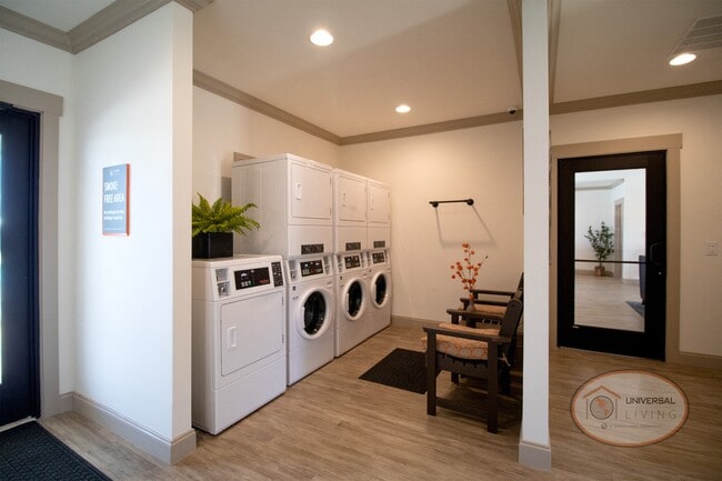 Laundry Center