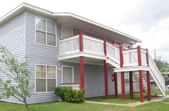 Oak Tree Apartments
