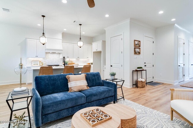 Photo - 425 Heart D Farm Rd