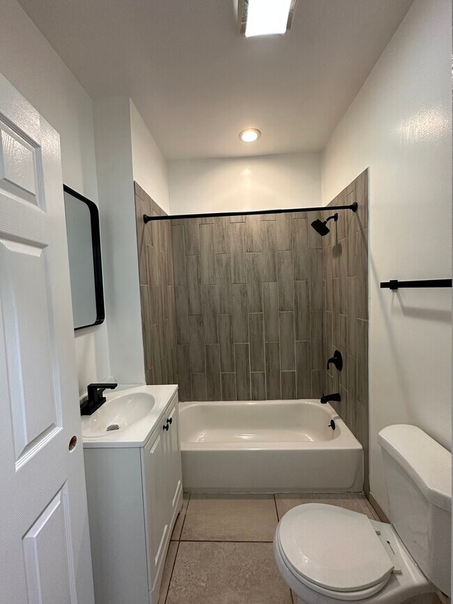 Photo - 8226 S Brandon Ave Unit 1F