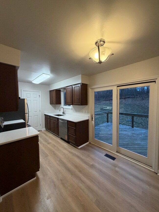 Photo - 8060 Mountain Vw Unit 8060