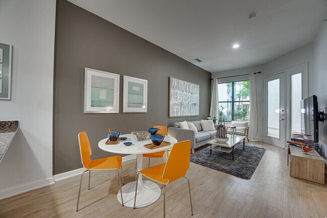 Photo - The Montrose