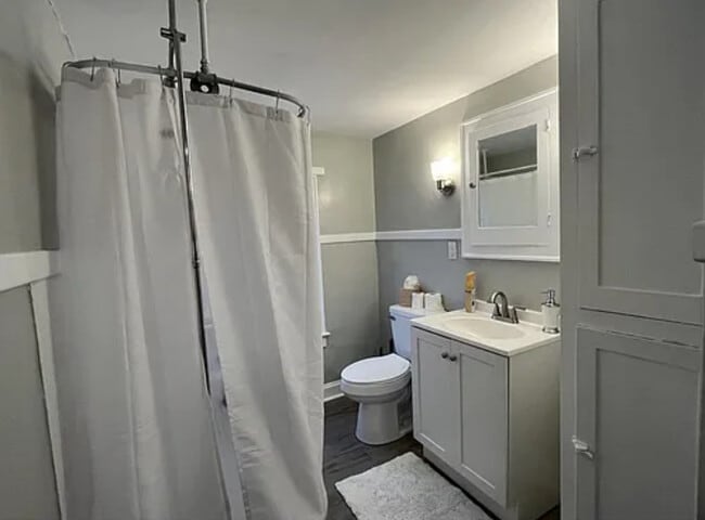 Photo - 1347 Highland St