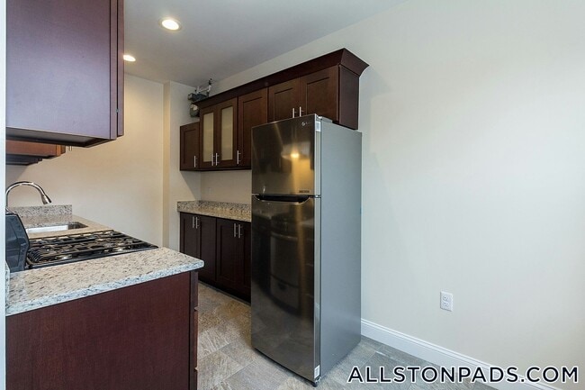 Photo - 33 Walbridge St Unit 1