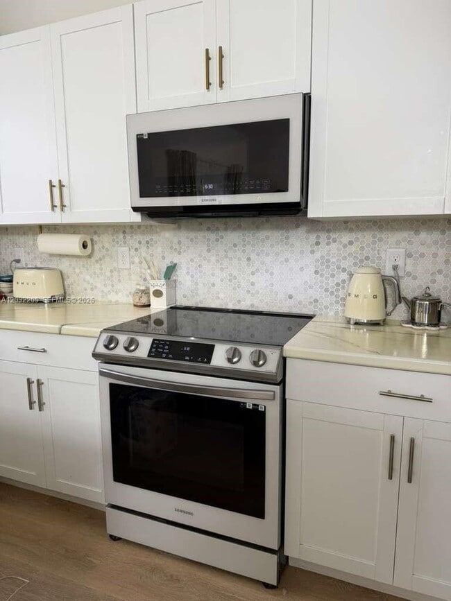 Photo - 20731 NE 7th Pl
