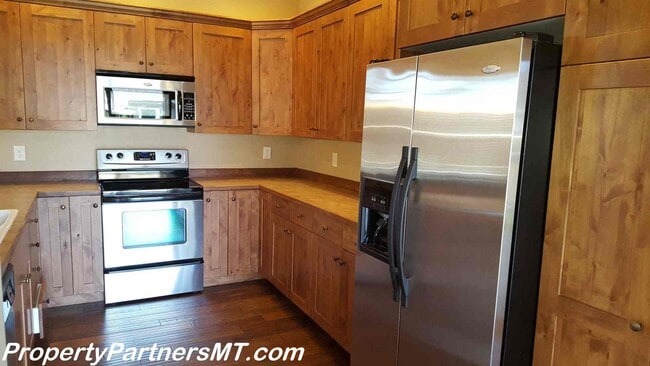Photo - *** Beautiful *** 3 Bed 2 Bath house in Alder Creek