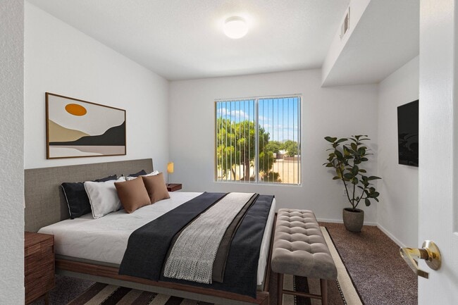 Photo - Somerset Village