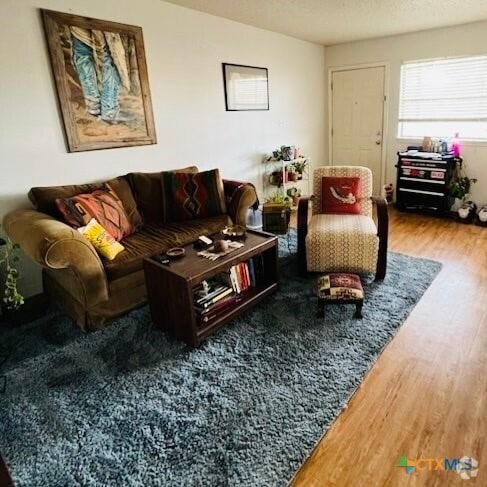 Building Photo - 450 Burleson St Unit C Rental
