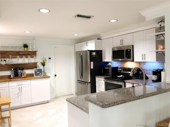 Photo - 1372 Veracruz Ln Townhome
