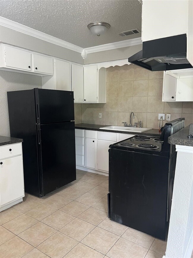 Photo - 10902 Jutland Rd