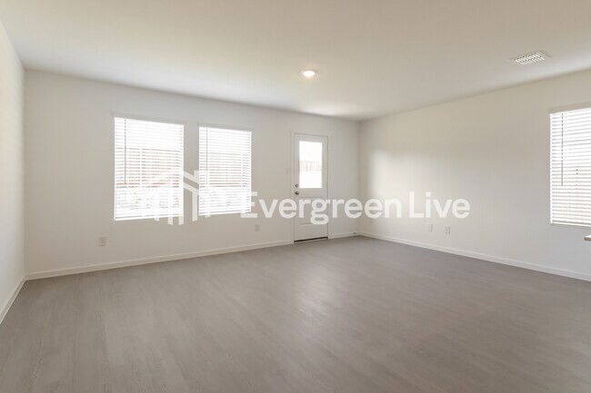 Photo - 2016 Welsh Ln