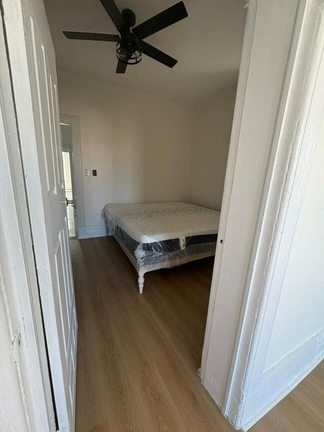 Photo - 4526 Brown St Unit 3