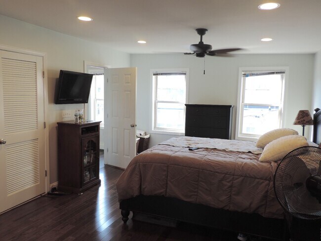 Photo - 7 Ward Ct Unit 2