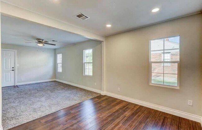 Photo - 2321 NW 33rd St Unidad 2321