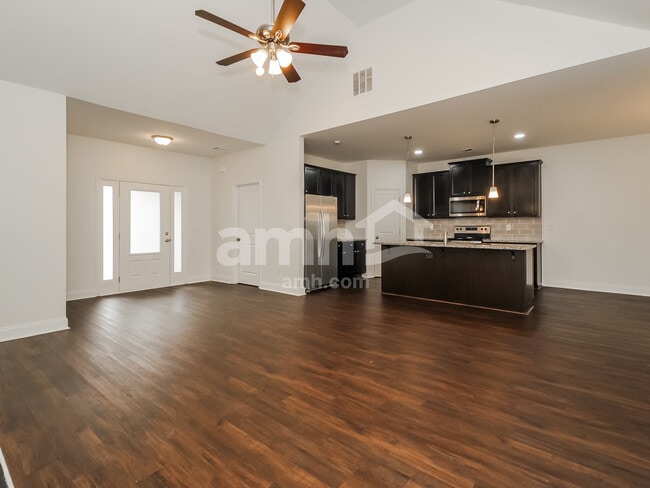 Photo - 121 Coulter Woods Dr