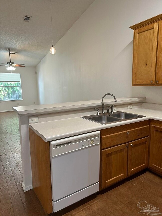 Photo - 5602 W Shore Dr