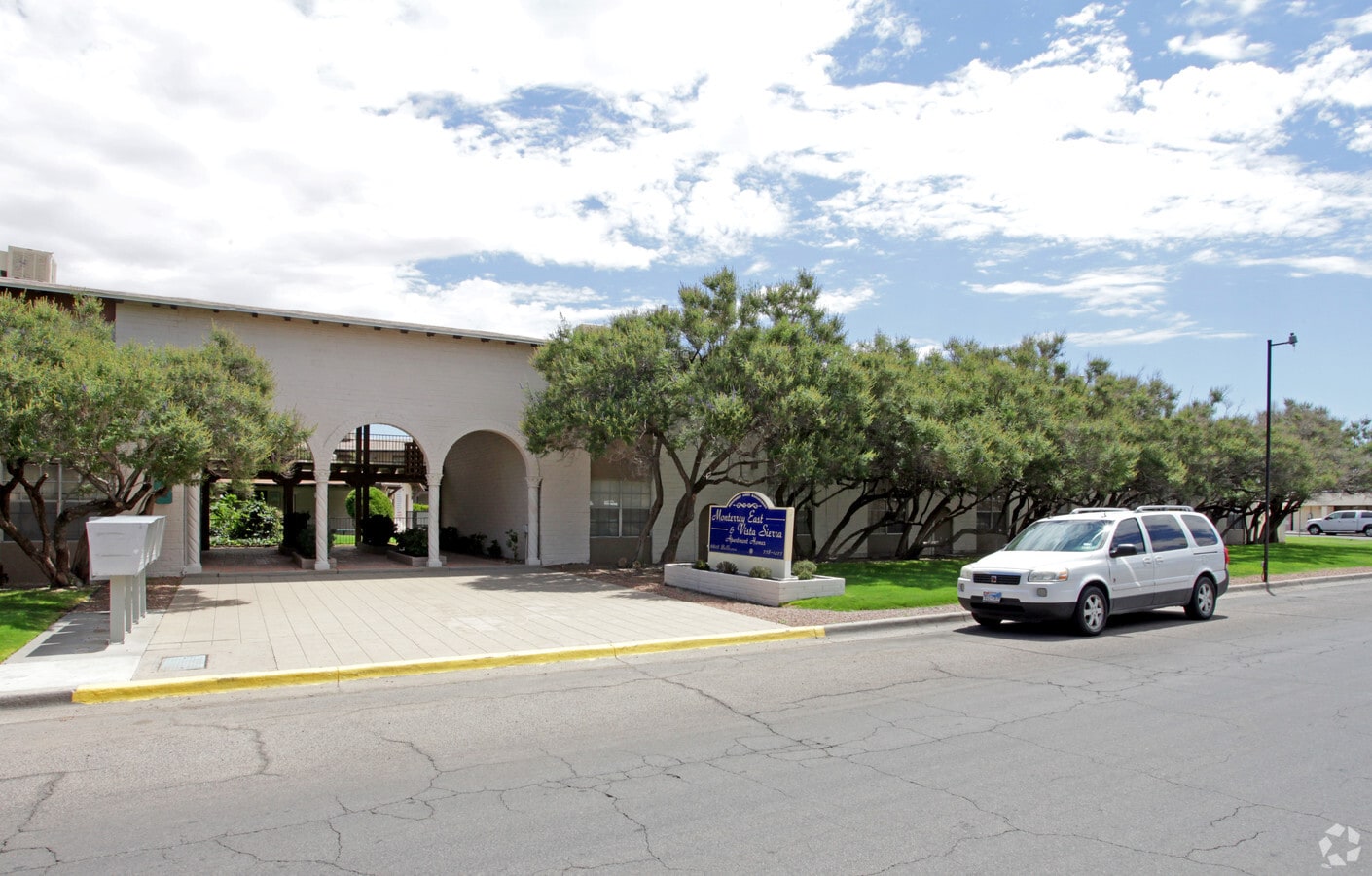 Photo - Monterrey East & Vista Sierra Apartments