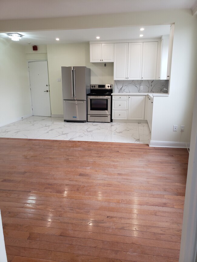 Photo - Gorgeous Condo Style Unit Unit 4