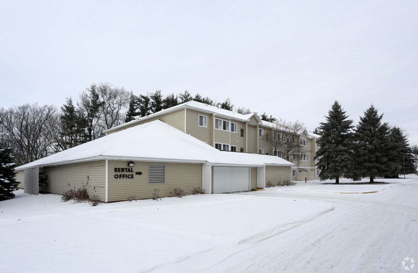 Whispering Pines - Whispering Pines Apartments