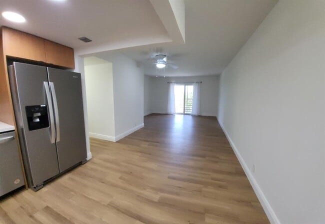 Photo - 4354 NW 9th Ave Unit 12-3B