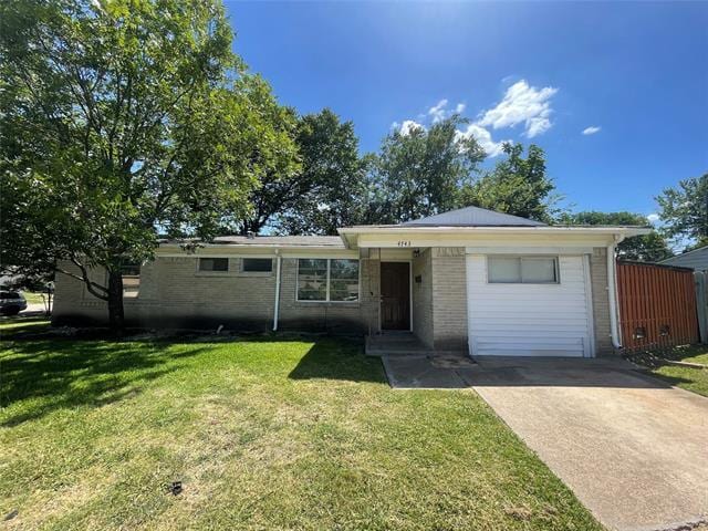 Building Photo - 4743 Harper Dr