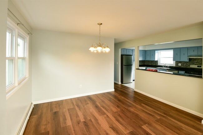 Photo - 45 E 51st St