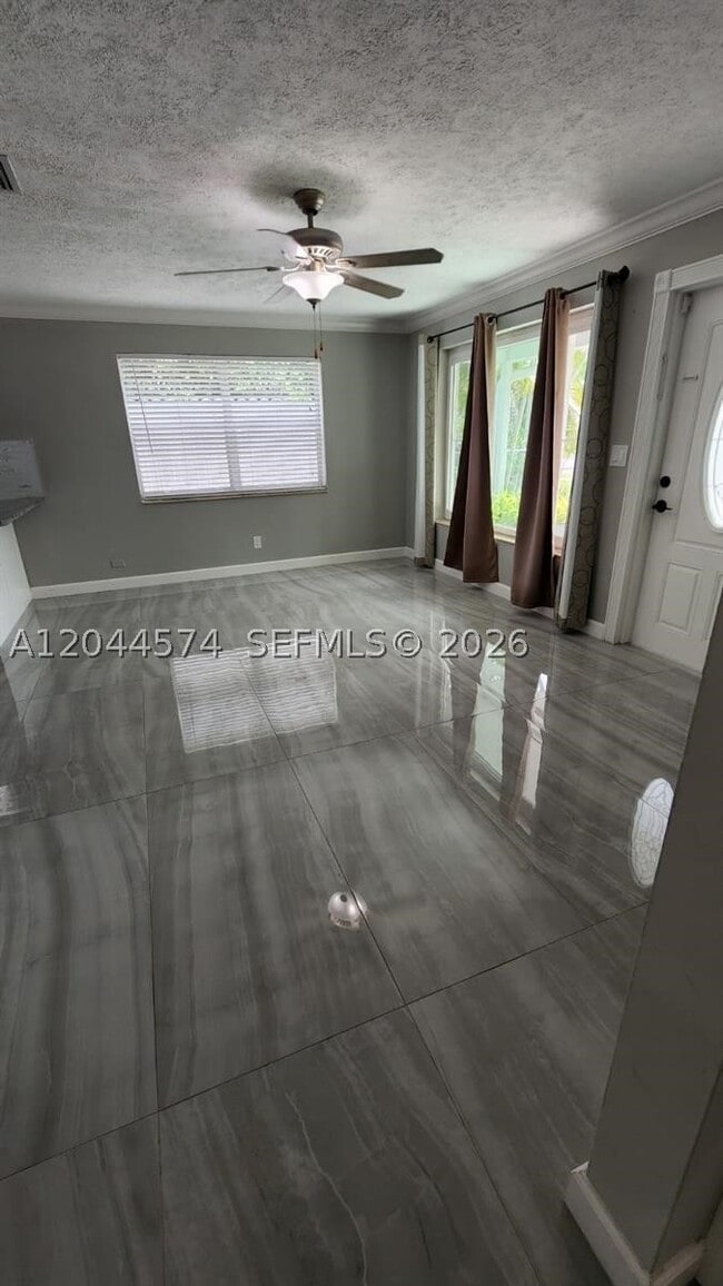 Photo - 625 Royal Palm Dr