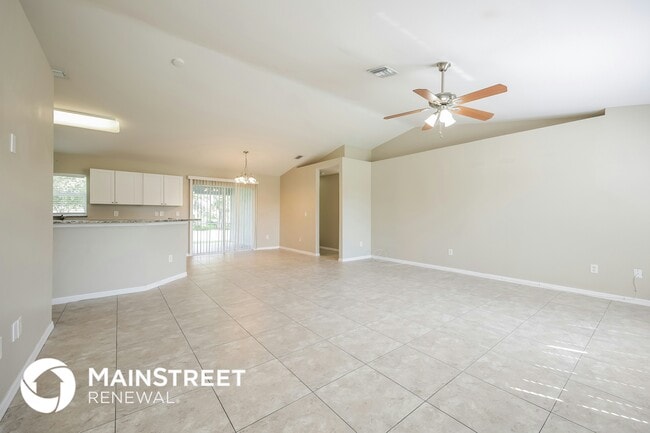 Photo - 303 NW 3rd Ave