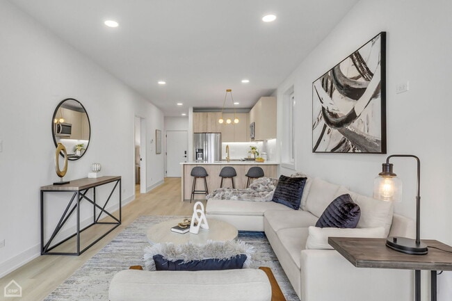 Photo - 4742 S Michigan Ave Unit 3W
