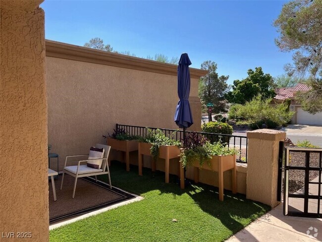 Building Photo - 10004 Arbuckle Dr Rental