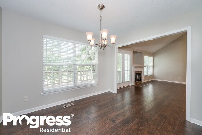 Photo - 529 Leslie Ann Ct